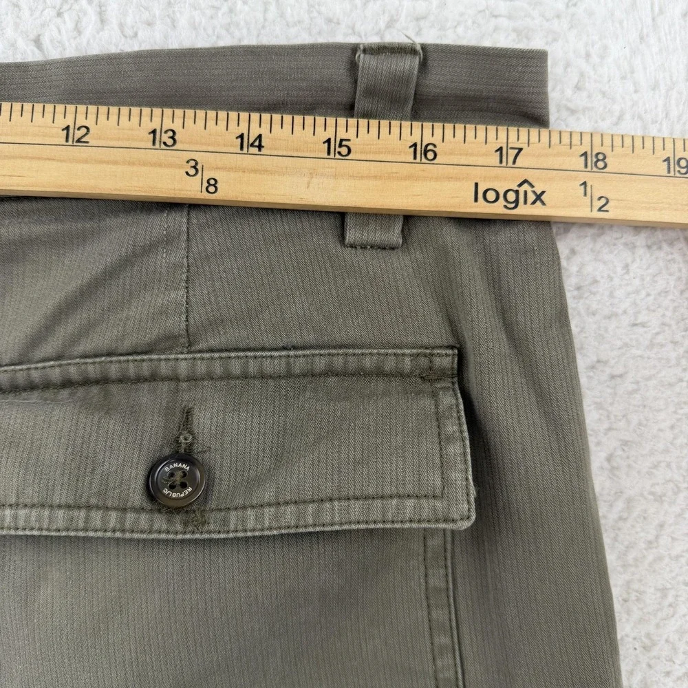 Banana Republic Chino Pants Mens 33x30 Green Regular Fit Canvas Straight Casual